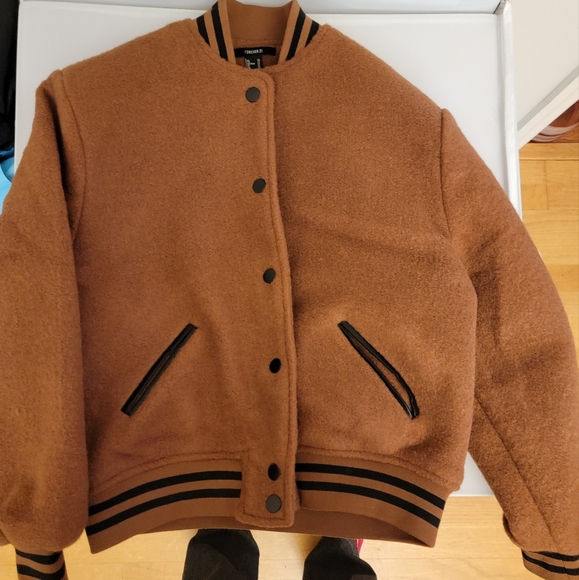 NWT Brown Tan bomber jacket XS Forever 21 - Picture 2 of 7